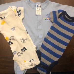Preemie Baby boy lot (Carter's , Gerber)